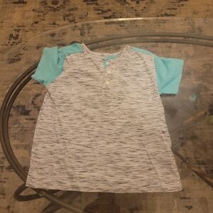 Kids Short Sleeve Tee in Gray and Blue